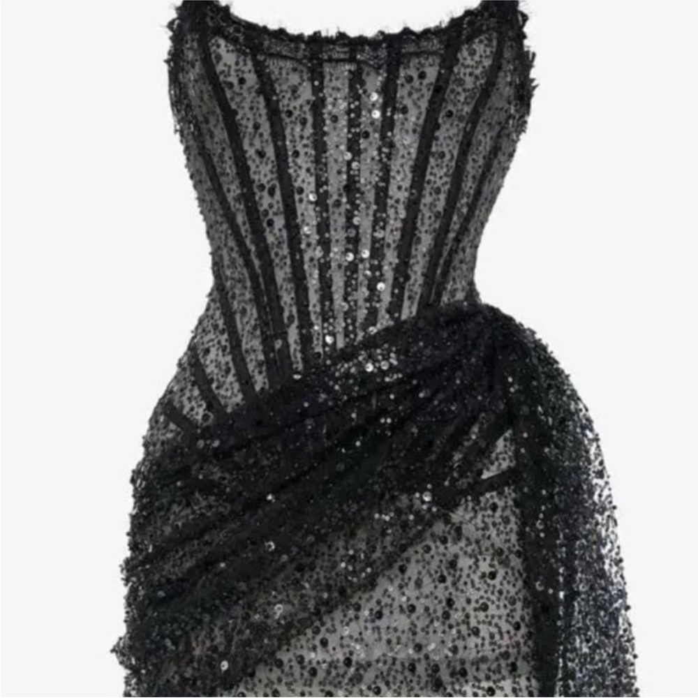 Heiress Beverly Hills Dress - Picture 3 of 10